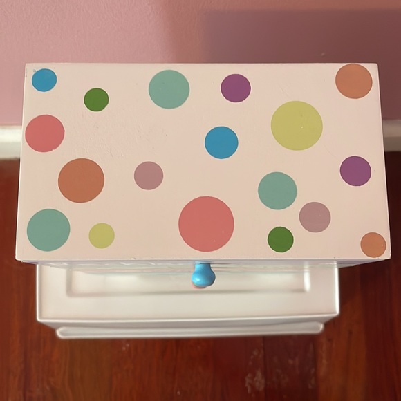 Jewelry Box - Picture 2 of 9